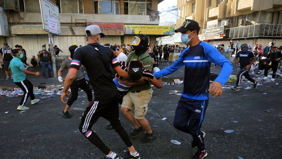 بغداد.. صدامات وتظاهرات رافضة للأحزاب