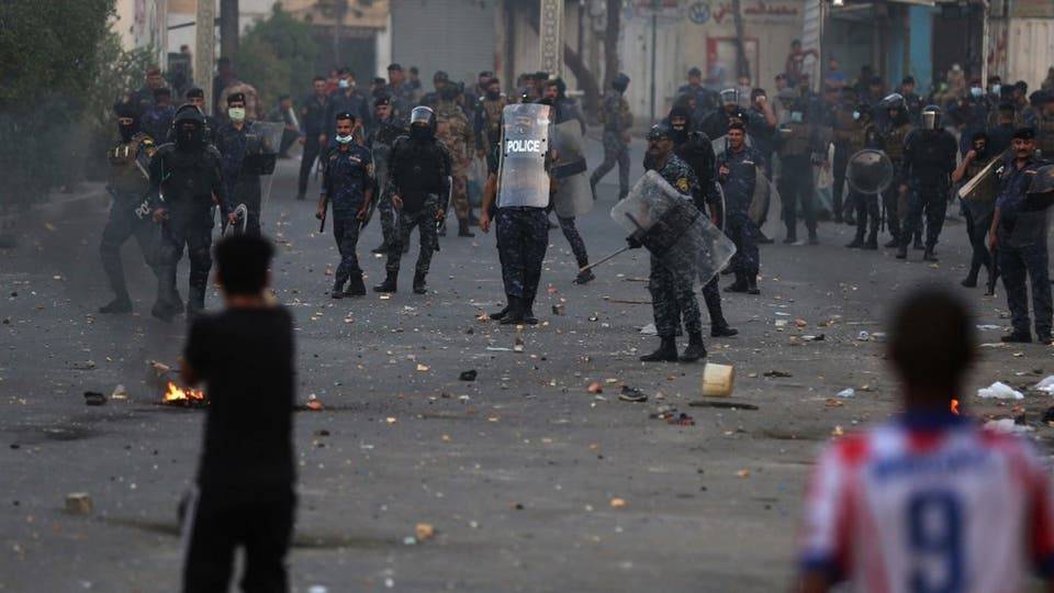 العراق.. الكاظمي يأمر بعدم استخدام الرصاص ضد المتظاهرين