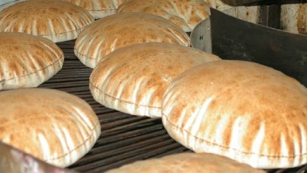 هل ينفذ الخبز من لبنان خلال أسبوعين؟