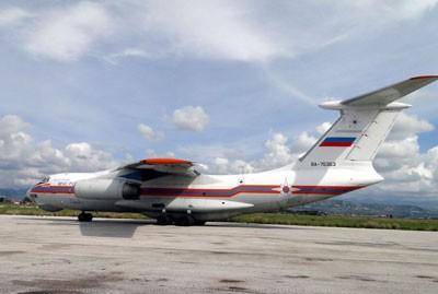 وصول طائرتين روسيتين محملتين بالمساعدات إلى المطار