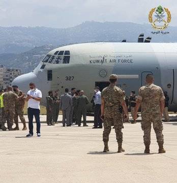 الجيش: وصول طائرتين كويتيتين محملتين بالمساعدات الغذائية