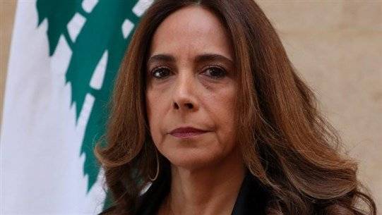 وزيرة الدفاع تتفقد الحدود اللبنانية