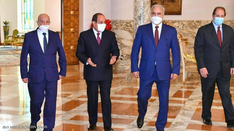 لبحث الأزمة الليبية.. السيسي يلتقي صالح وحفتر