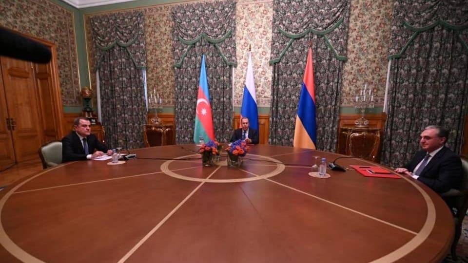 بدء المفاوضات بين أرمينيا وأذربيجان في موسكو