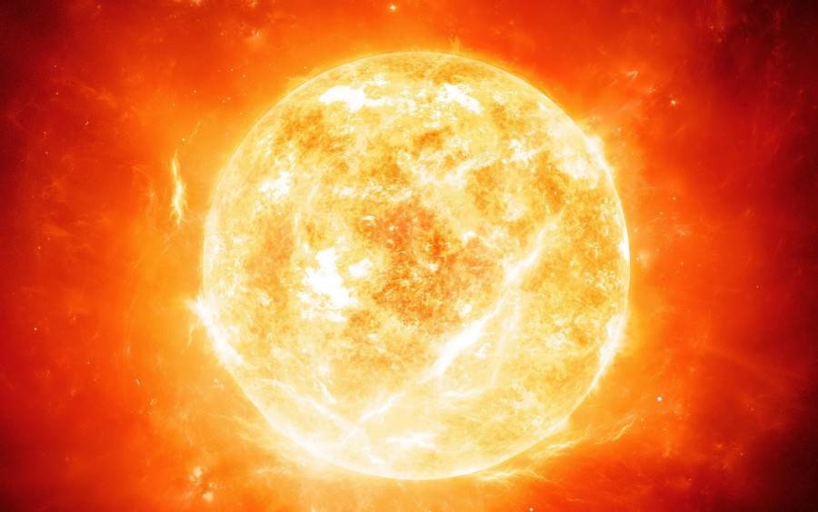 كشف جديد يقرّب العلماء من فكّ لغز سطوع الشمس
