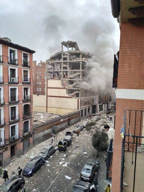 انفجار داخل كنيسة وسط مدريد
