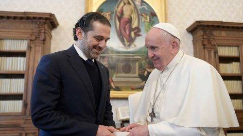 المكتب الاعلامي للفاتيكان ينوّه بزيارة الحريري: البابا أكد رغبته بزيارة لبنان