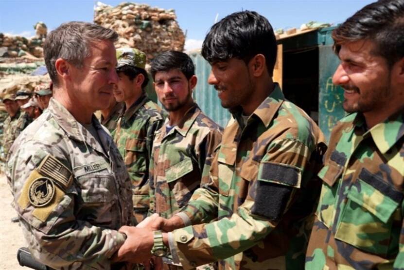 قائد الجيش الأفغاني: القوات الأجنبية بدأت عملية الانسحاب