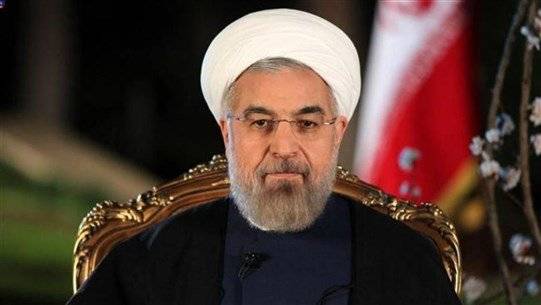 روحاني يتهم البرلمان الإيراني