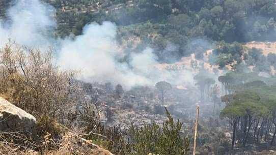 الحرائق تزنّر لبنان.. القبض على مشتبه به في حريق بسري
