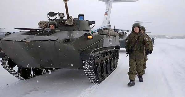 عودة القوات الروسية المنتشرة في كازاخستان إلى ديارها