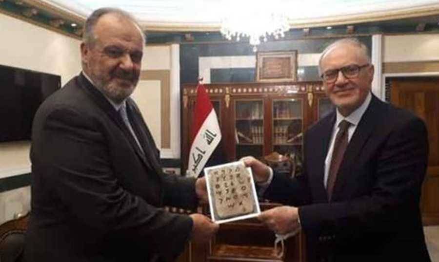 بوشكيان يطلب من العراق إلغاء الرسوم الجمركية على السلع اللبنانية