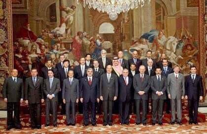 صورة وعبرة‎:‎‏ عندما كان رفيق لبنان يجمع قادة العالم لدعمه ونهضته
