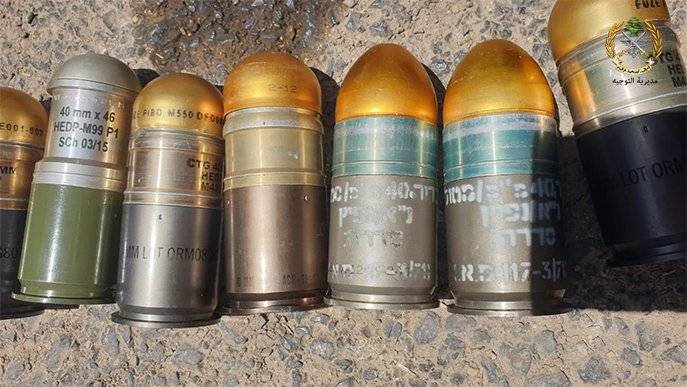 بالصور.. الجيش يضبط رمانات بندقية تحمل كتابات عبرية في الشراونة ‏
