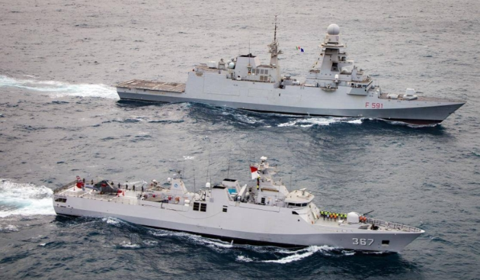 مناورات عسكرية بحرية مشتركة غير مسبوقة بين الاتحاد الأوروبي
وإندونيسيا في بحر العرب