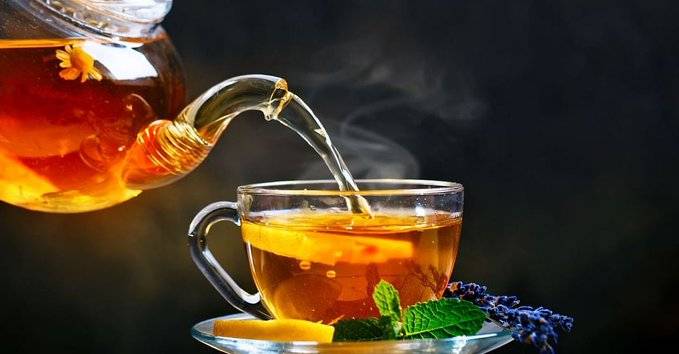 دراسة: شرب الشاي يطيل العمر؟