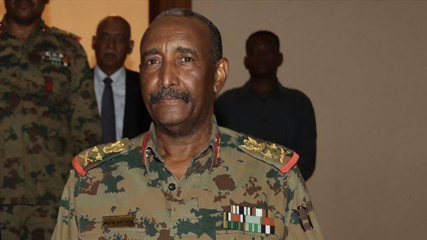 البرهان يجري تعديلاً كبيراً في قيادة الجيش السوداني