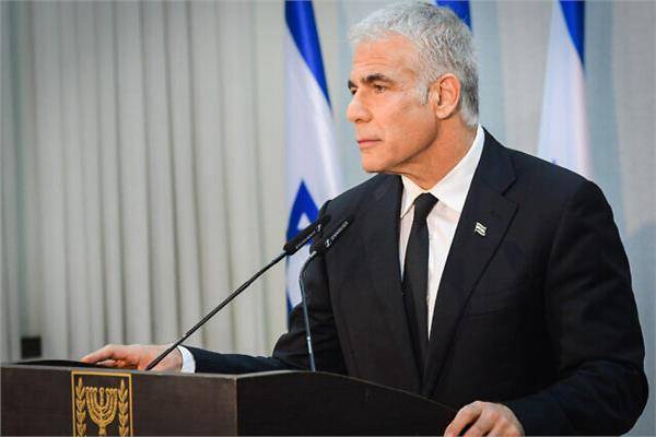 لابيد: إسرائيل تدرس المقترح الأميركي لترسيم الحدود البحرية مع لبنان