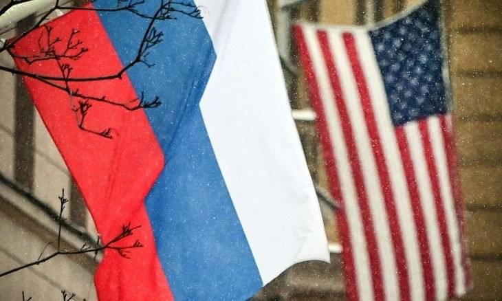 الولايات المتحدة تطلب من مواطنيها مغادرة روسيا