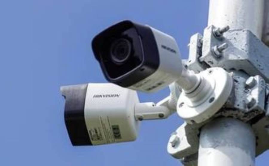 كاميرات مراقبة بمواقع حساسة.. خطوة بريطانية ضد الصين