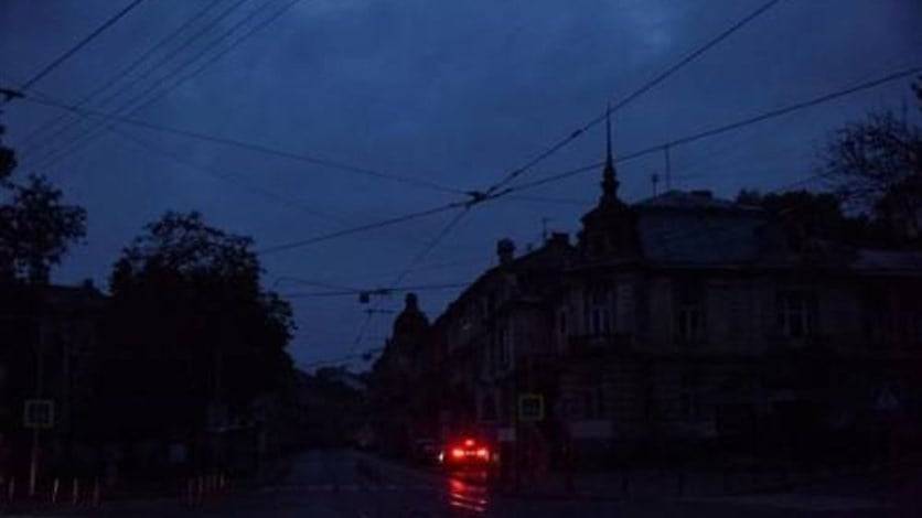 500 بلدة أوكرانية محرومة من الكهرباء.. وخاركيف الأكثر تضرراً