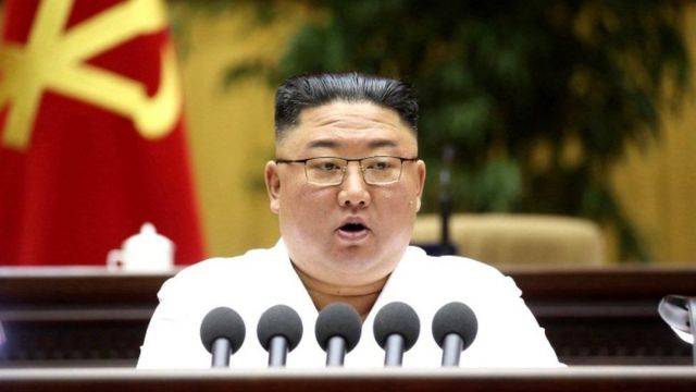 زعيم كوريا الشمالية يغيب عن مناسبة مهمة.. ويفتح باب التكهنات