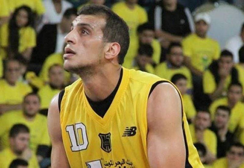 رسمياً… إسماعيل أحمد يعود إلى الرياضي بيروت