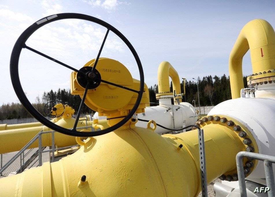 الاتحاد الأوروبي يقرّ سقفاً لأسعار الغاز.. والكرملين يُعلّق