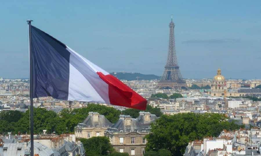 فرنسا: اجلاء تلاميذ من 20 مدرسة بعد تهديدات إلكترونية بشنّ هجمات بقنابل ومتفجرات