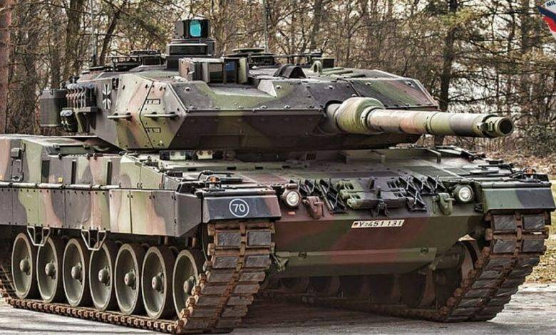وزير الدفاع الألماني: لا نرفض تزويد كييف بدبابات ليوبارد