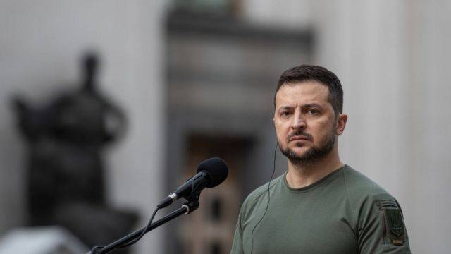 زيلينسكي عن حملة الإقالات في أوكرانيا: قرارات ضرورية