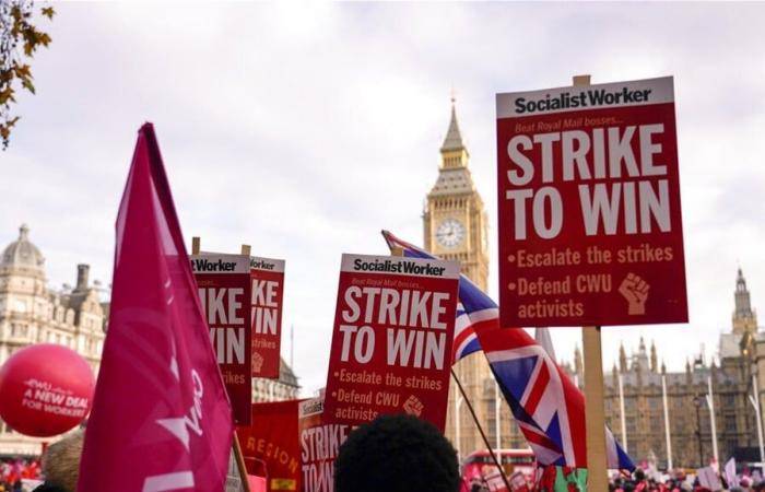 بريطانيا على موعد مع أكبر إضراب منذ سنوات