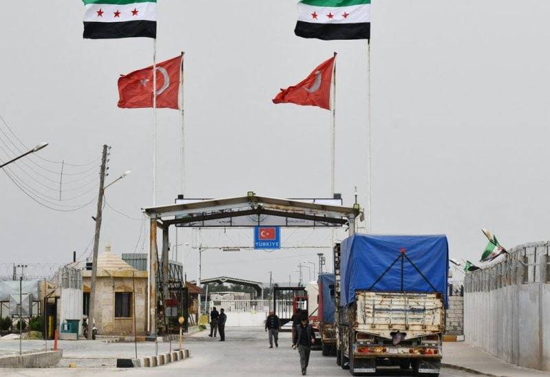 تركيا تعمل على فتح معبرين حدوديين مع سوريا