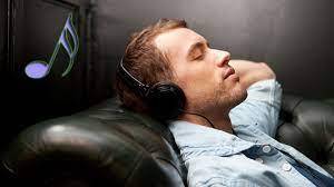 النوم على أنغام الموسيقى.. دراسة تنسف 