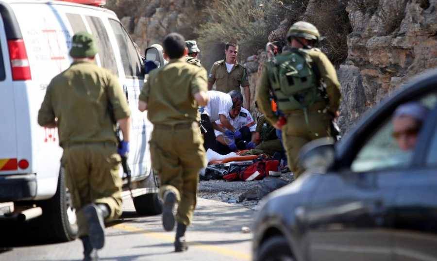 إصابة 3 جنود اسرائيليين بعملية دهس شمال الخليل