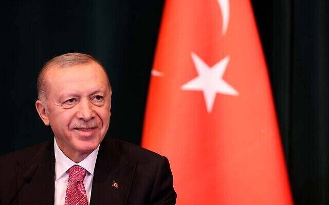 أردوغان يتصل بالرئيس ‏الإماراتي ويشكره على دعم الإمارات وتضامنها مع تركيا في ‏كارثة الزلزال