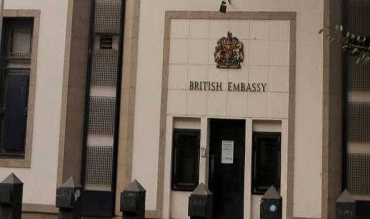 السفارة البريطانية تُحذر رعاياها في لبنان