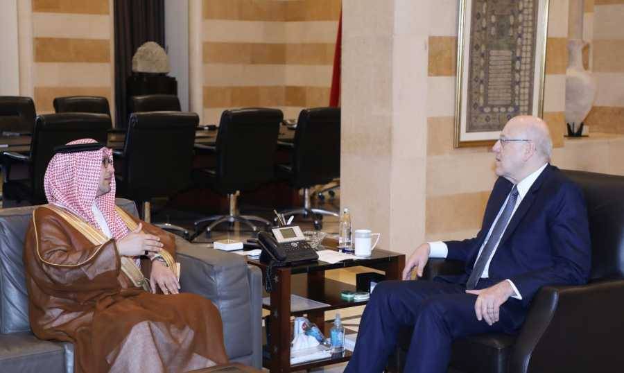 البخاري يسلّم ميقاتي دعوة من الملك سلمان للمشاركة باجتماع القمة العربية