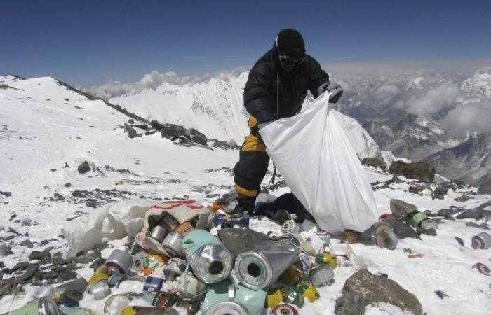 العثور على أكثر من 1,6 طن من النفايات البلاستيكية في الهيمالايا