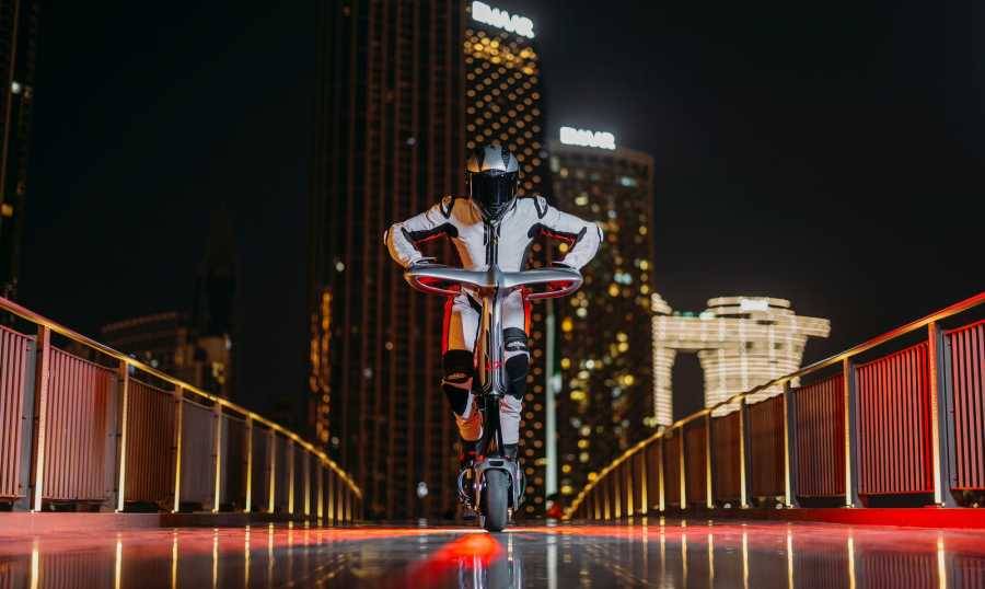 دبي تستضيف أوّل كأس لسباقات السكوتر الكهربائية في الشرق الأوسط
