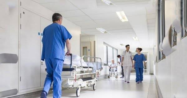 مستشفيات لبنان تلجأ إلى خيار 