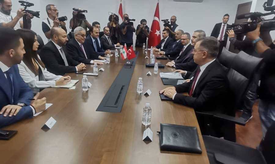 وزير الخارجية التركية: نعمل لعدم تمدّد الحرب إلى لبنان