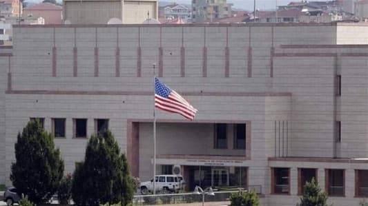 السفارة الأميركية في بيروت تدعو رعاياها إلى مغادرة لبنان فوراً