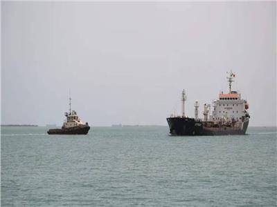 الحوثيون يعلنون استهداف سفينة في البحر الأحمر وإطلاق مسيّرات باتّجاه إسرائيل