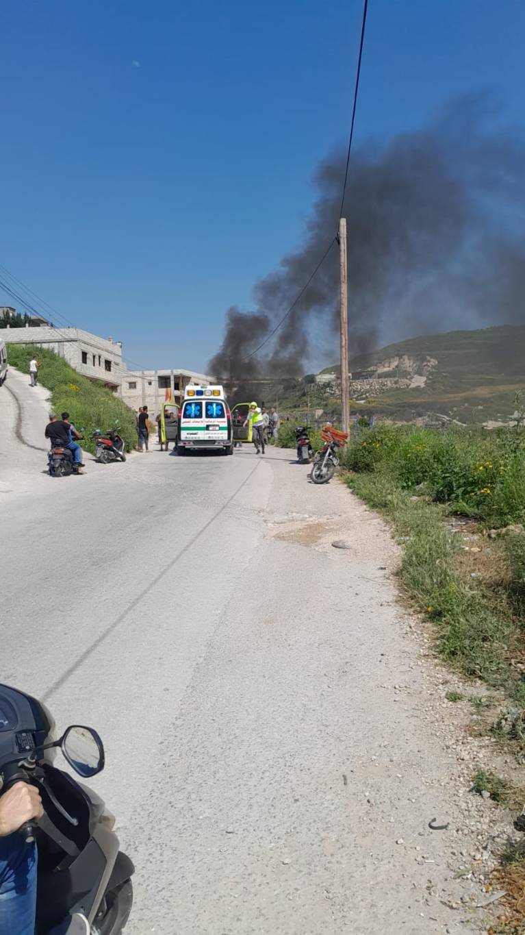 العربية: الغارة الإسرائيلية على سيارة في جنوبي لبنان استهدفت قائدا ميدانيا بحزب الله