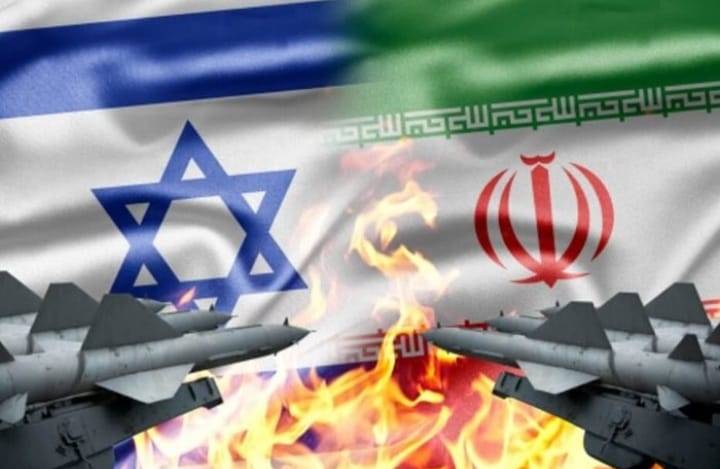 قائد الجيش الإيراني: أي تعرض من إسرائيل لأمن إيران سيواجه برد حازم يجعلها تندم