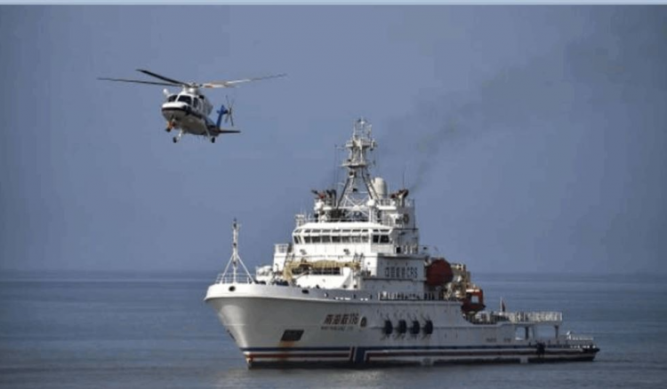 سفينة حربية يونانية تعترض مسيرتين للحوثيين في البحر الأحمر