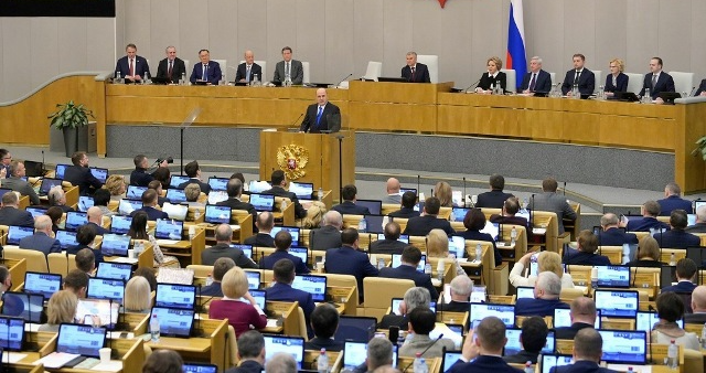 الحكومة الروسية تقدم استقالتها لبوتين