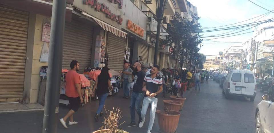 تجار طرابلس يحتجون ساعة على تردي الأوضاع الاقتصادية