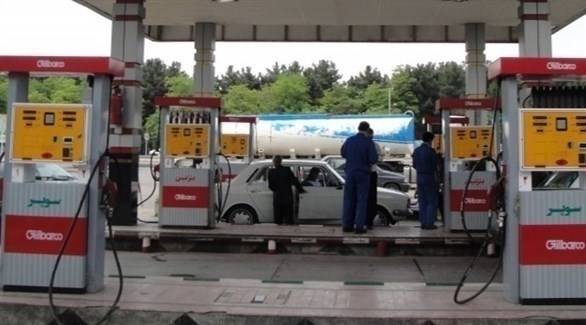 إيران تقنّن توزيع البنزين ورفعت أسعاره 50%
